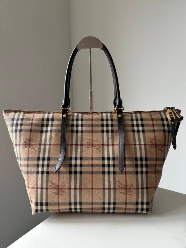 Burberry tote