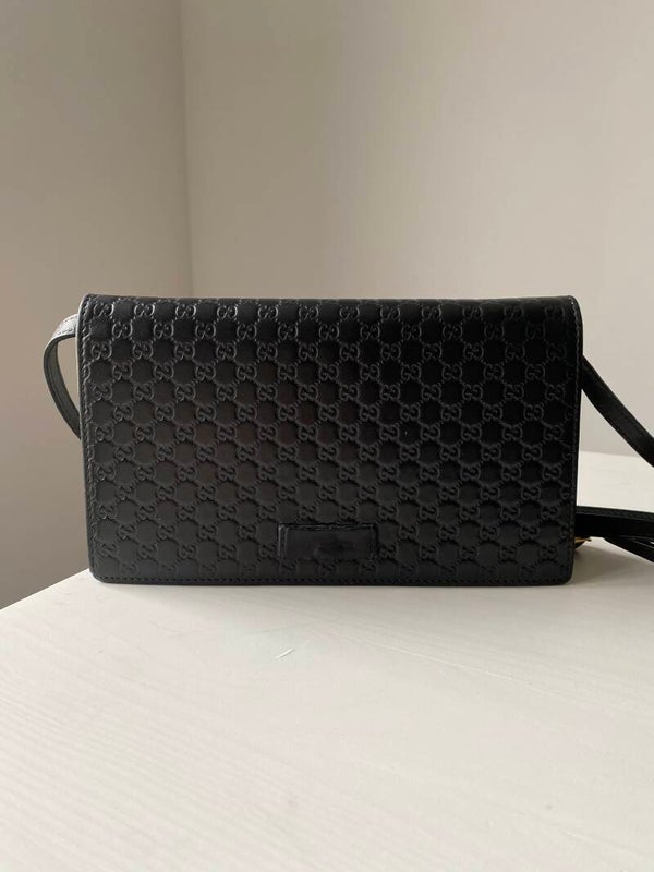 Gucci microguccissima crossbody