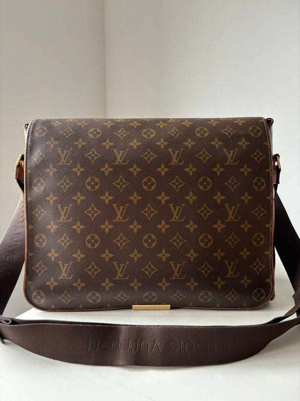 Louis Vuitton Abbesses messenger