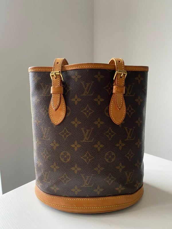 Louis Vuitton monogram bucket bag