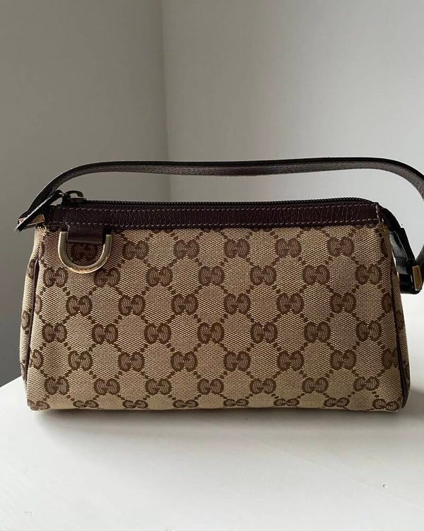 Gucci D ring pochette