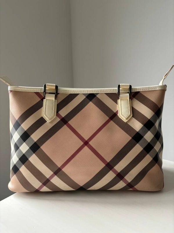 Burberry tote