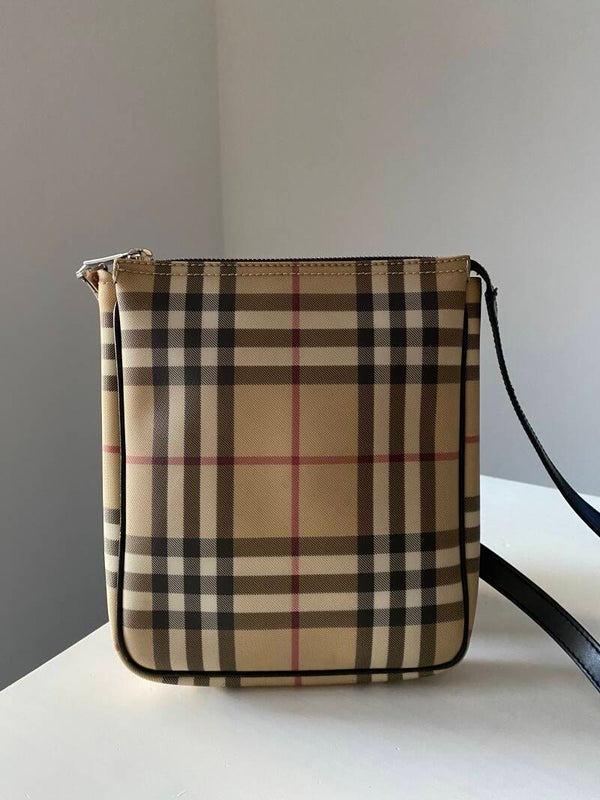 Burberry crossbody