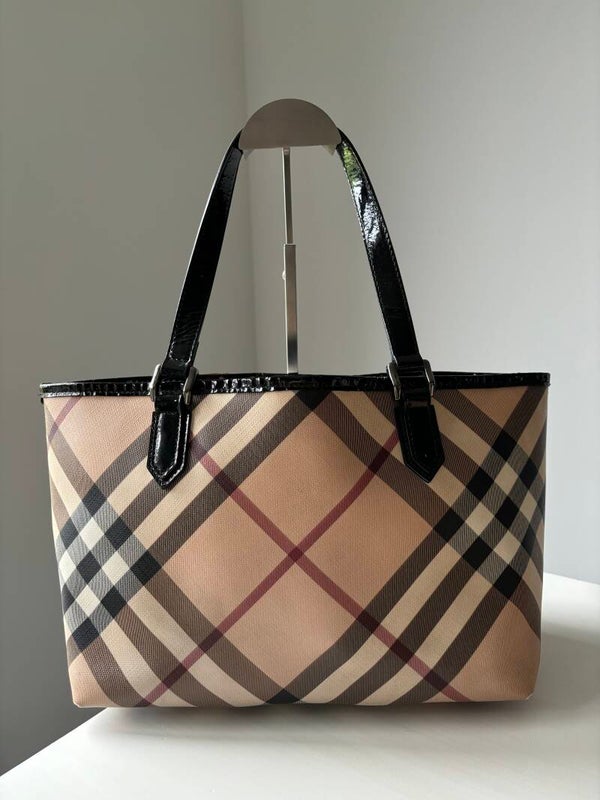 Burberry tote