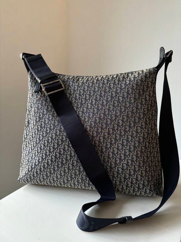 Dior monogram messenger