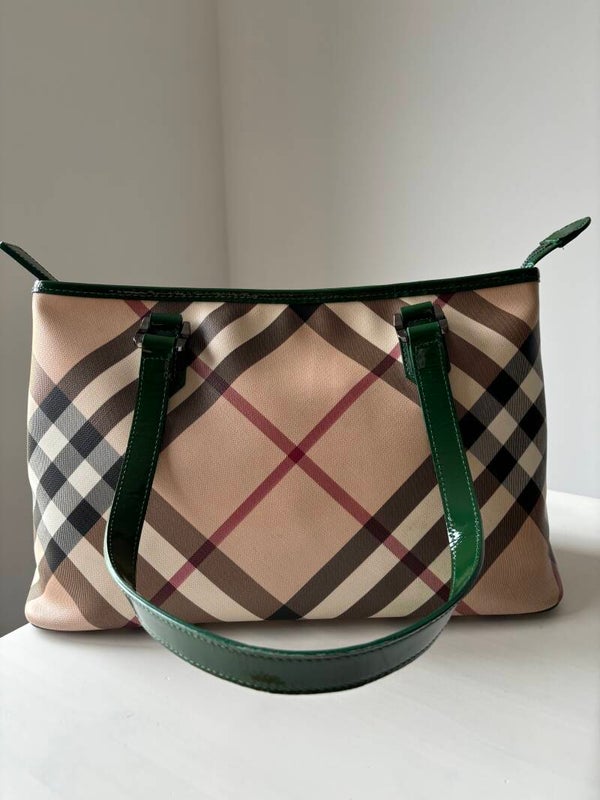 Burberry tote
