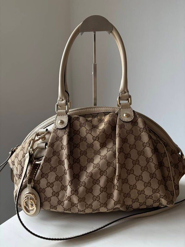 Gucci monogram Sukey