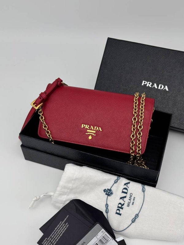 Prada woc