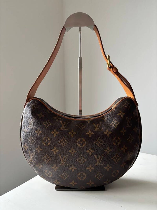 Louis Vuitton Croissant MM