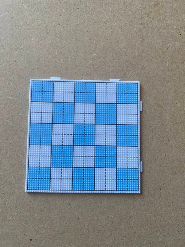 Artkal BCP01-F - 2.6mm Square Pegboard long pegs colored and grid lines
