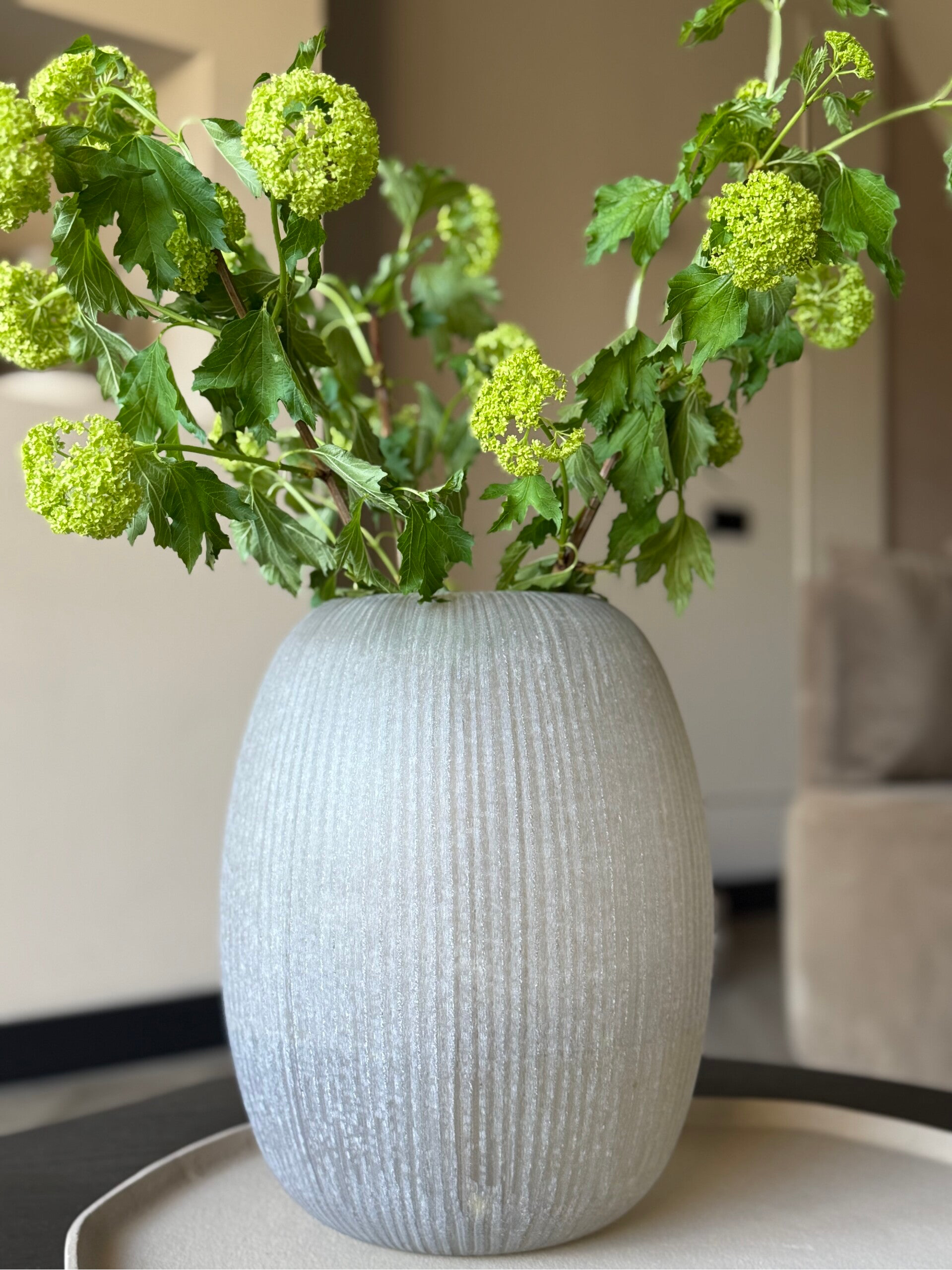 Kinbombi Vaas Frosted Smoke Medium