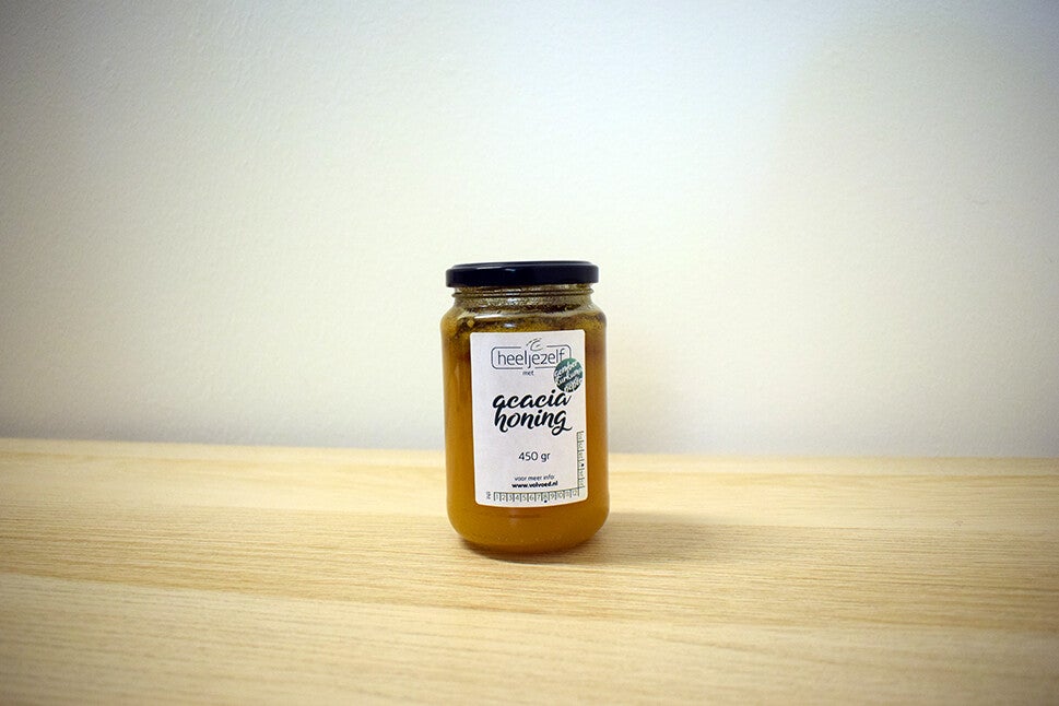 Acaciahoning met gember, kurkuma en zwarte peper