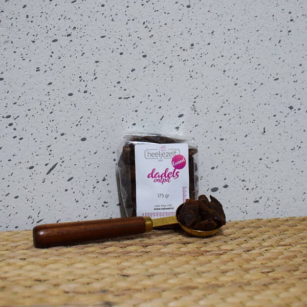 Dadels met kaneel