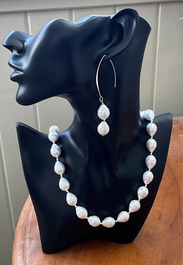 Baroque Shell Pearl Necklace: White