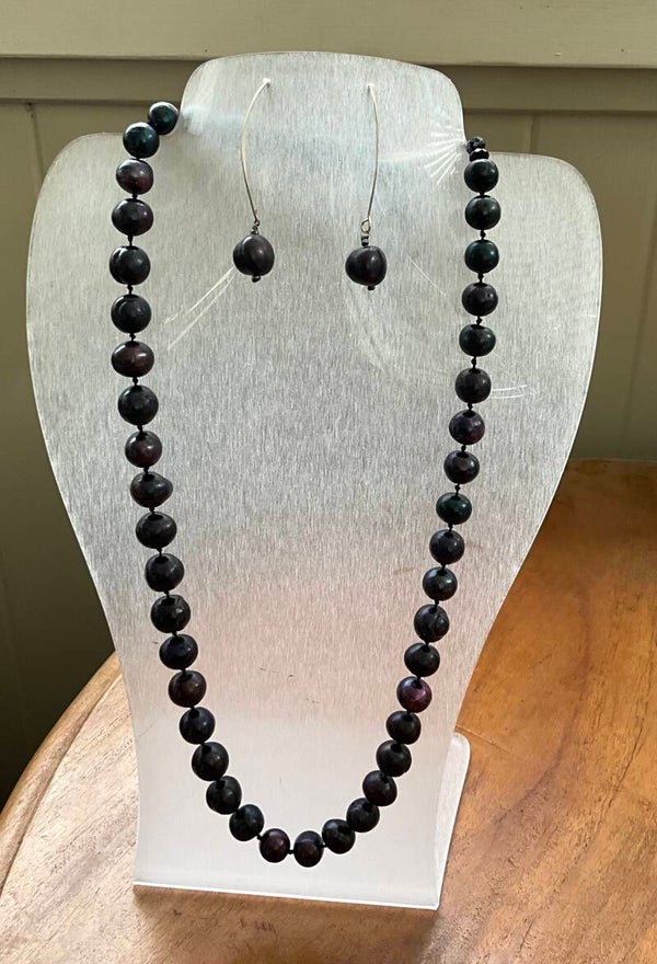 Large Size Black Freshwater Pearls