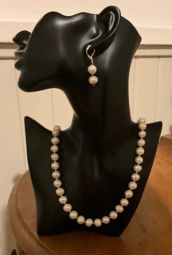Classic Potato shape Round Freshwater Pearl necklace