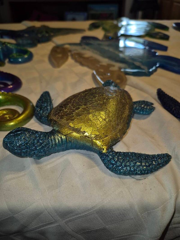Swimming turtles