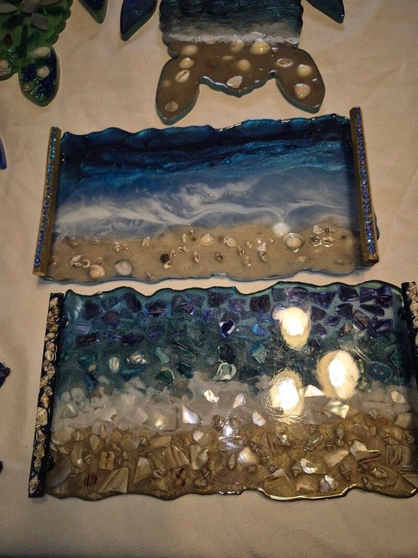 Large trays