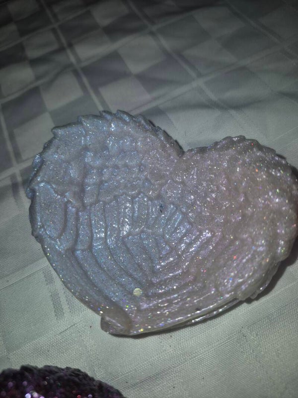 Angel wing heart