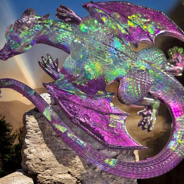 Absolutely stunning XL dragon