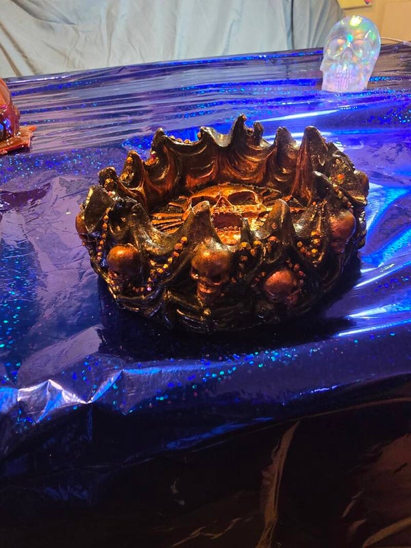 Skull ashtray