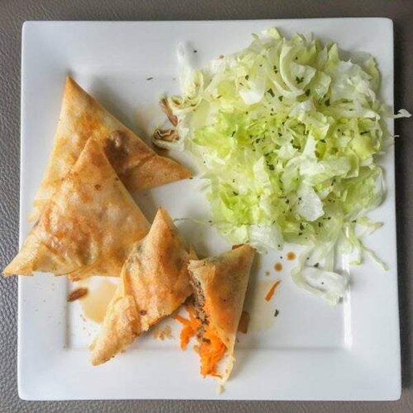 4 SAMOUSSAS BOEUF ÉPICÉ