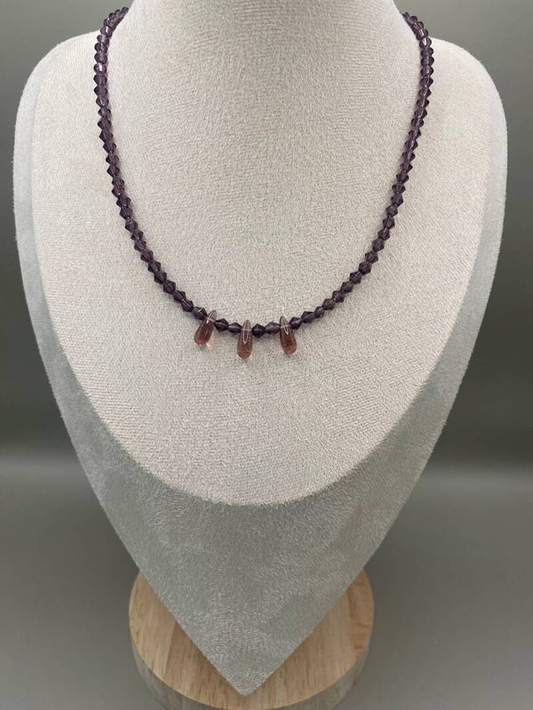 Geschliffene Glasrautensteine