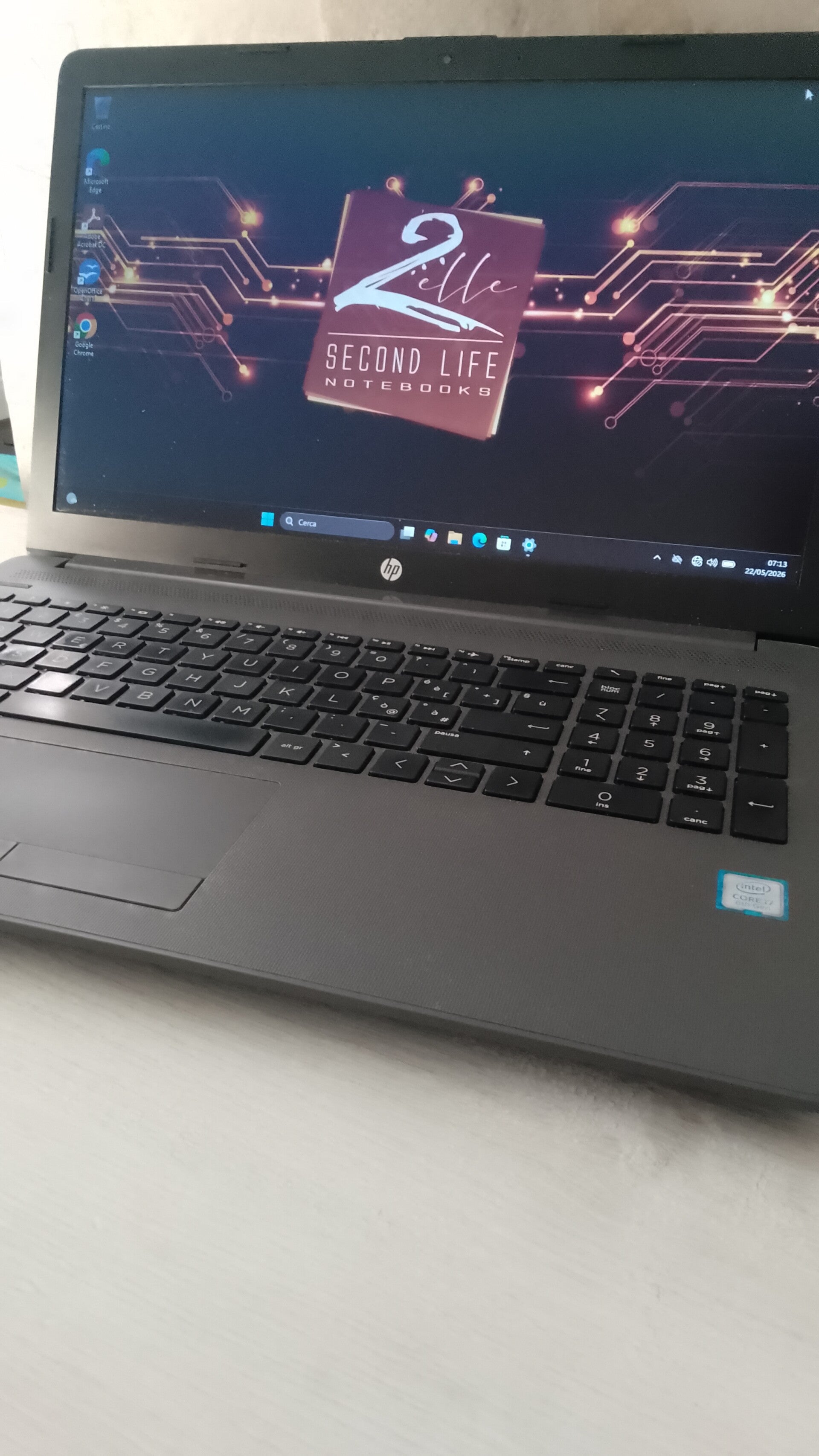 HP 250 G7 i7 8TH. 16GB DDR4 NVME 512GB 15,6" HD