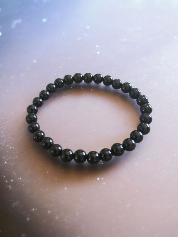 Bracelet en Onyx – Force & Stabilité