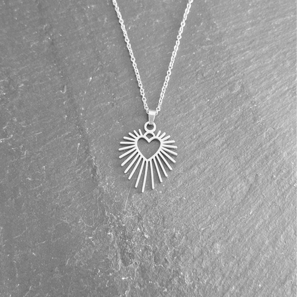 Collier Cœur Rayonnant – Amour & Lumière