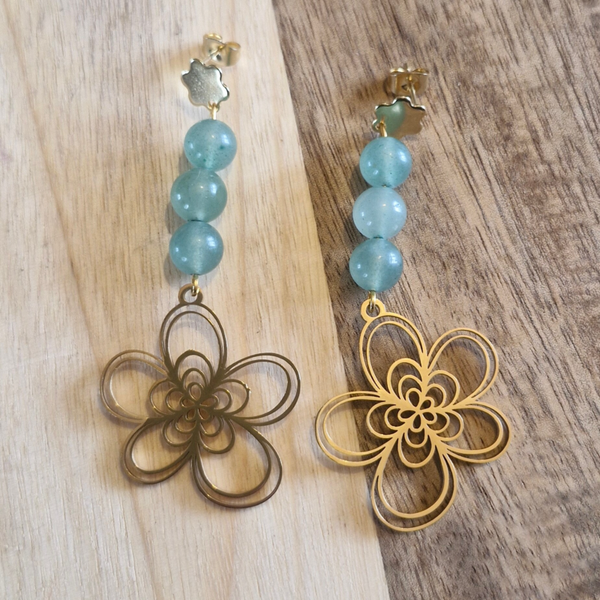 Boucles d’oreilles Fleur & Aventurine – Douceur et énergie positive