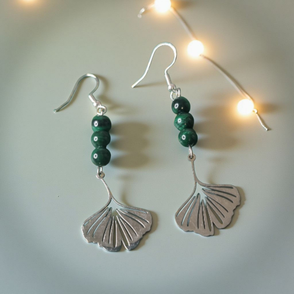 Boucles d’oreilles – Malachite & Feuille Argentée