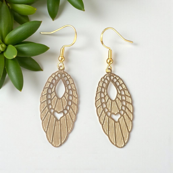 Boucles d’oreilles “Plume Dorée” – Acier inoxydable