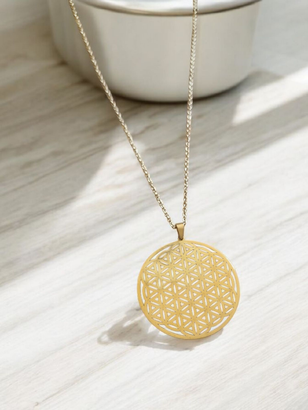 Collier en acier inoxydable – Fleur de Vie dorée