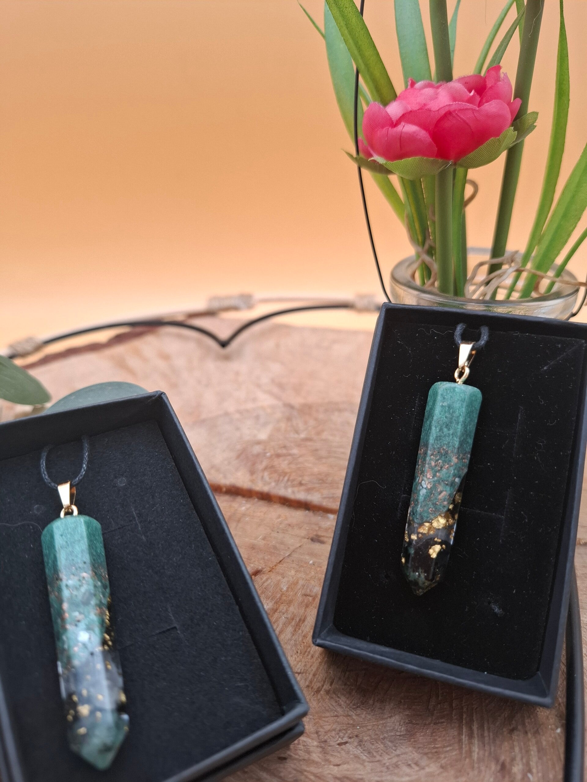 Orgonit Spitzen Smaragd