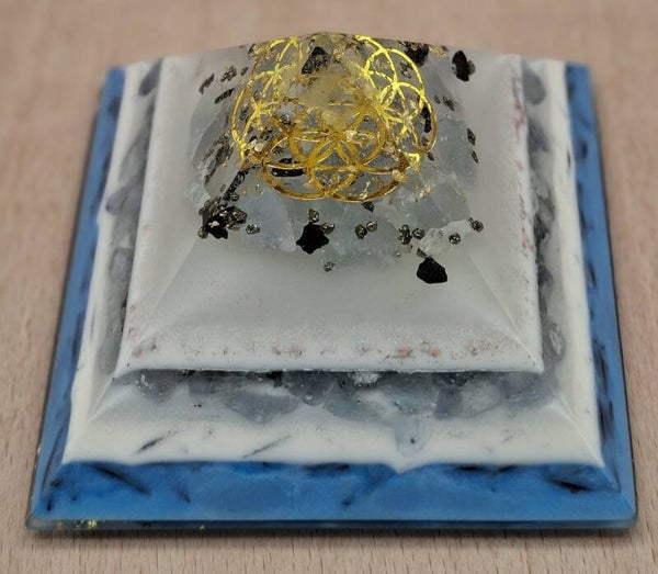 Orgonit Pyramide Coelestin
