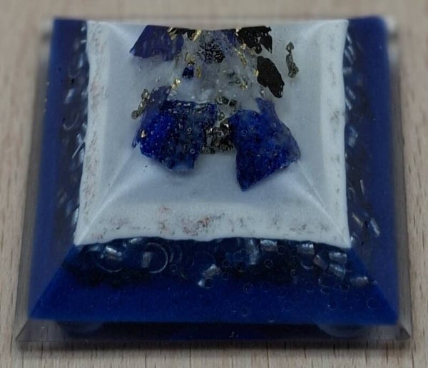 Orgonit Pyramide Lapislazuli Mini