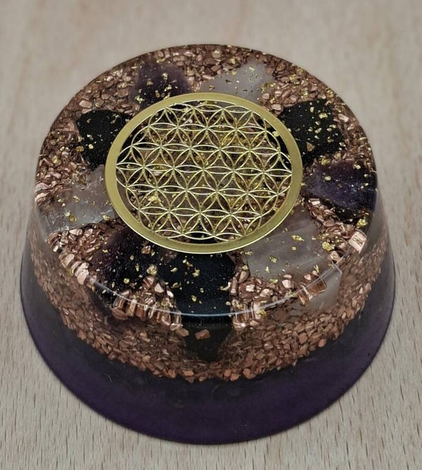 Orgonit Energiequelle Amethyst