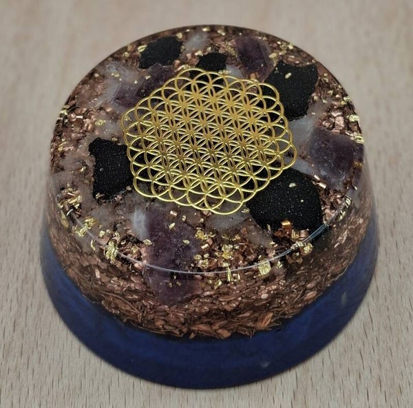 Orgonit Energiequelle Amethyst