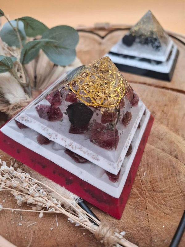 Orgonit Pyramide Rubin Mini