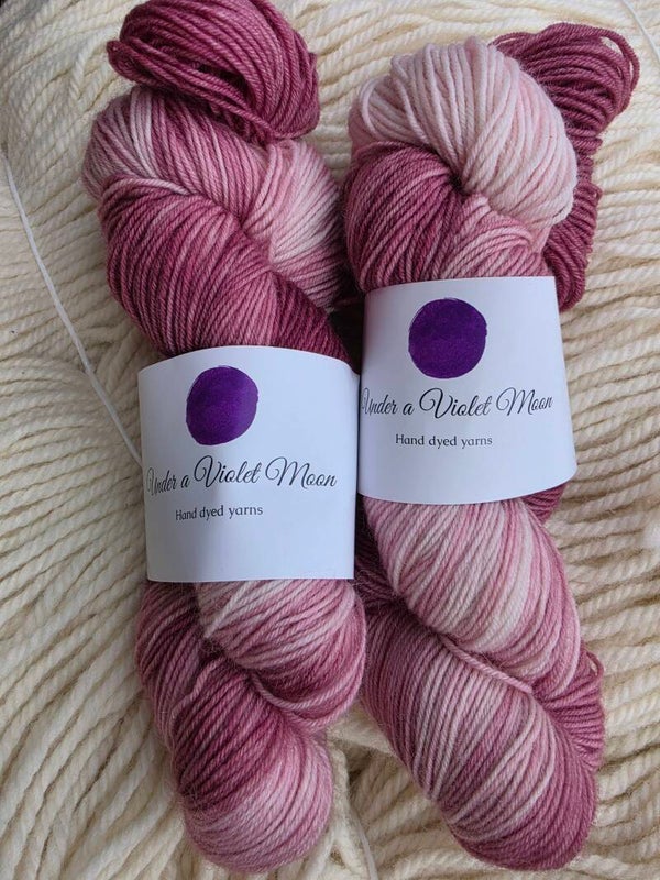 Hand dyed socks yarn. 4 ply Mulled Wine