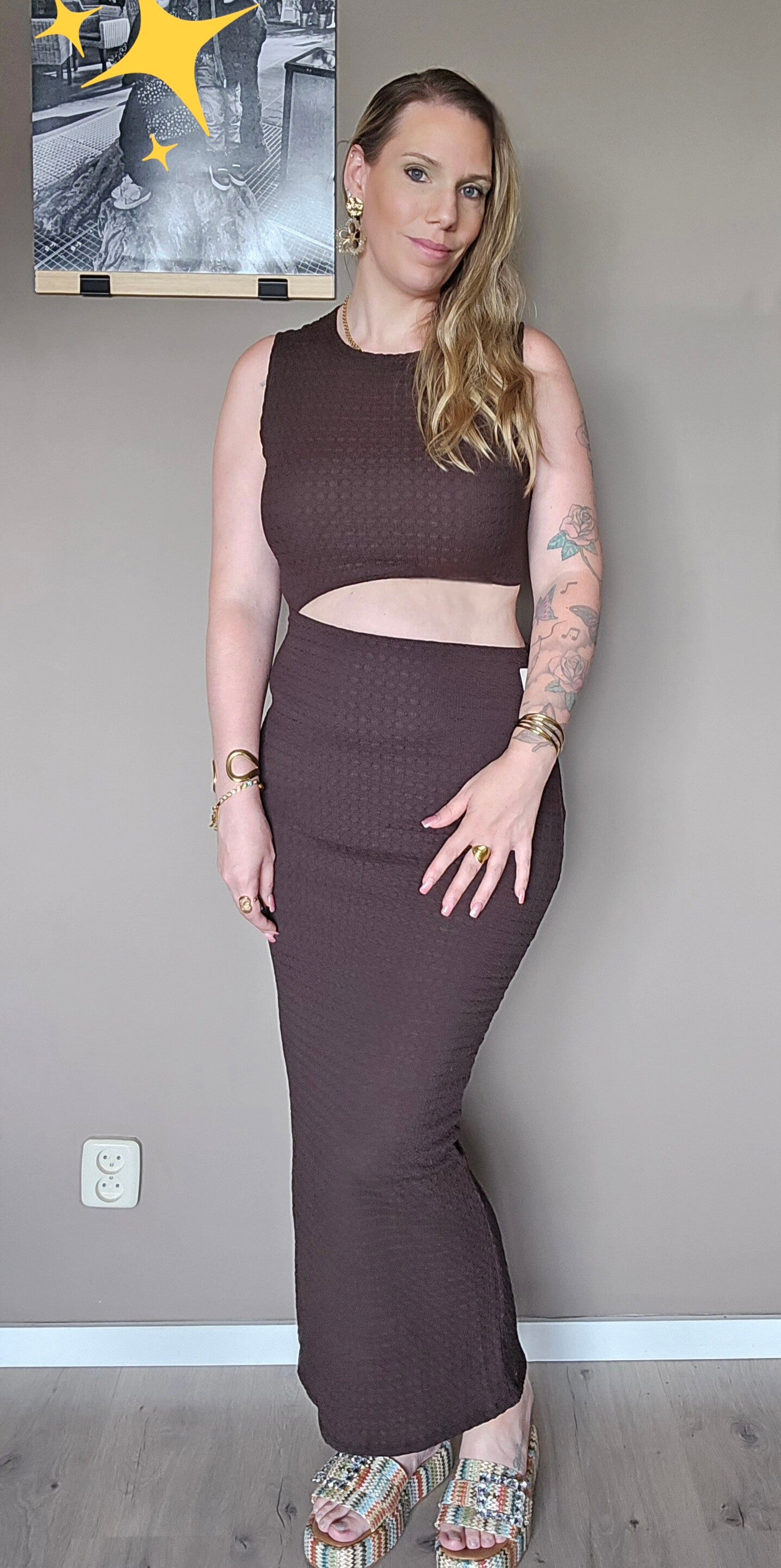 Dress cut out
