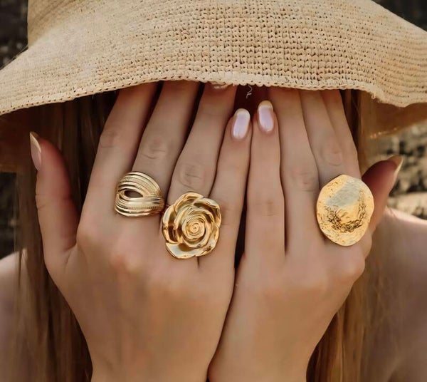 Ring moon