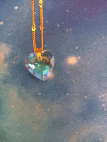 Goudkleurige Zirkonia Hartketting