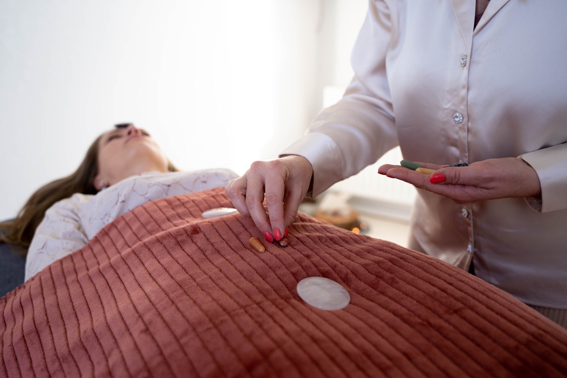 Reiki 2 Cursus bij Holistrish – Versterk je helende vaardigheden met krachtige symbolen en behandelingsmethodes 