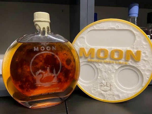 Brugse Whisky The New Moon 55% Decanter
