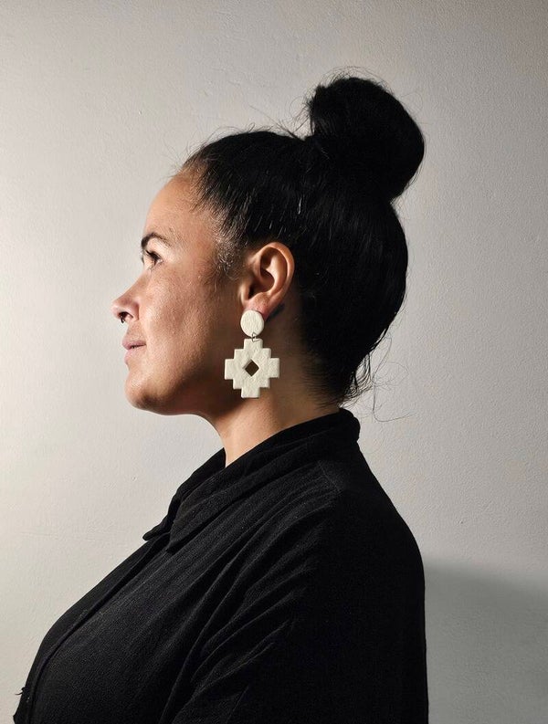 Atzi - Raindrop Elegance