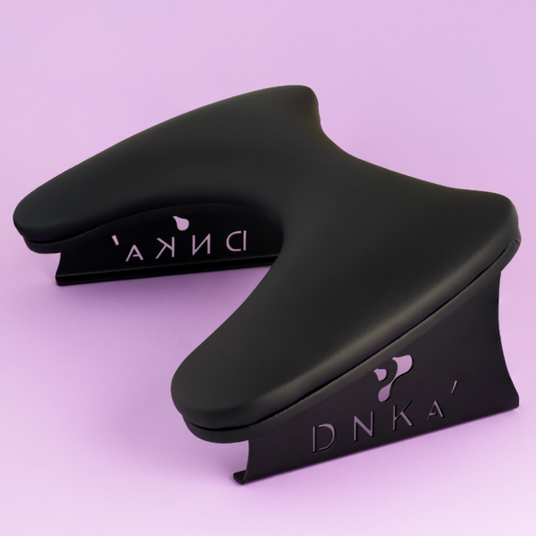 Aatomical Armrest For Manicure Black