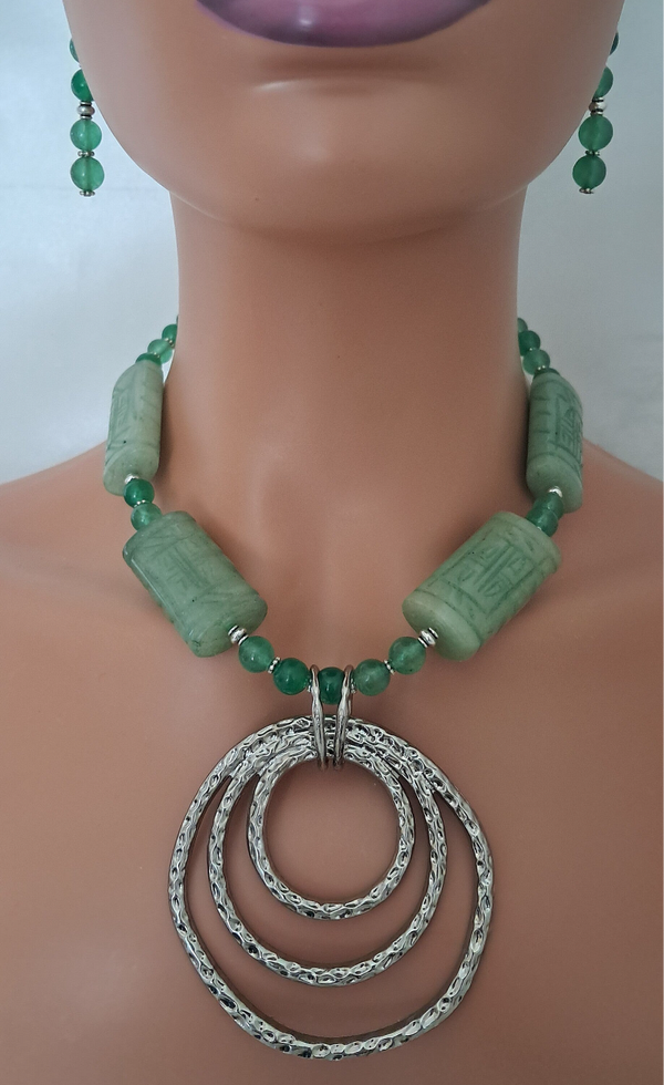 Zen Carved Aventurine Silver Circles Necklace & Earring Set