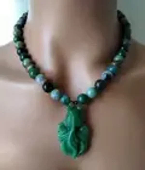 RE SHOOT Koi Necklace & Earring Set